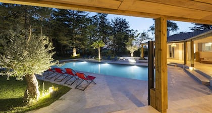 Large villa with pool in Charente-Maritime