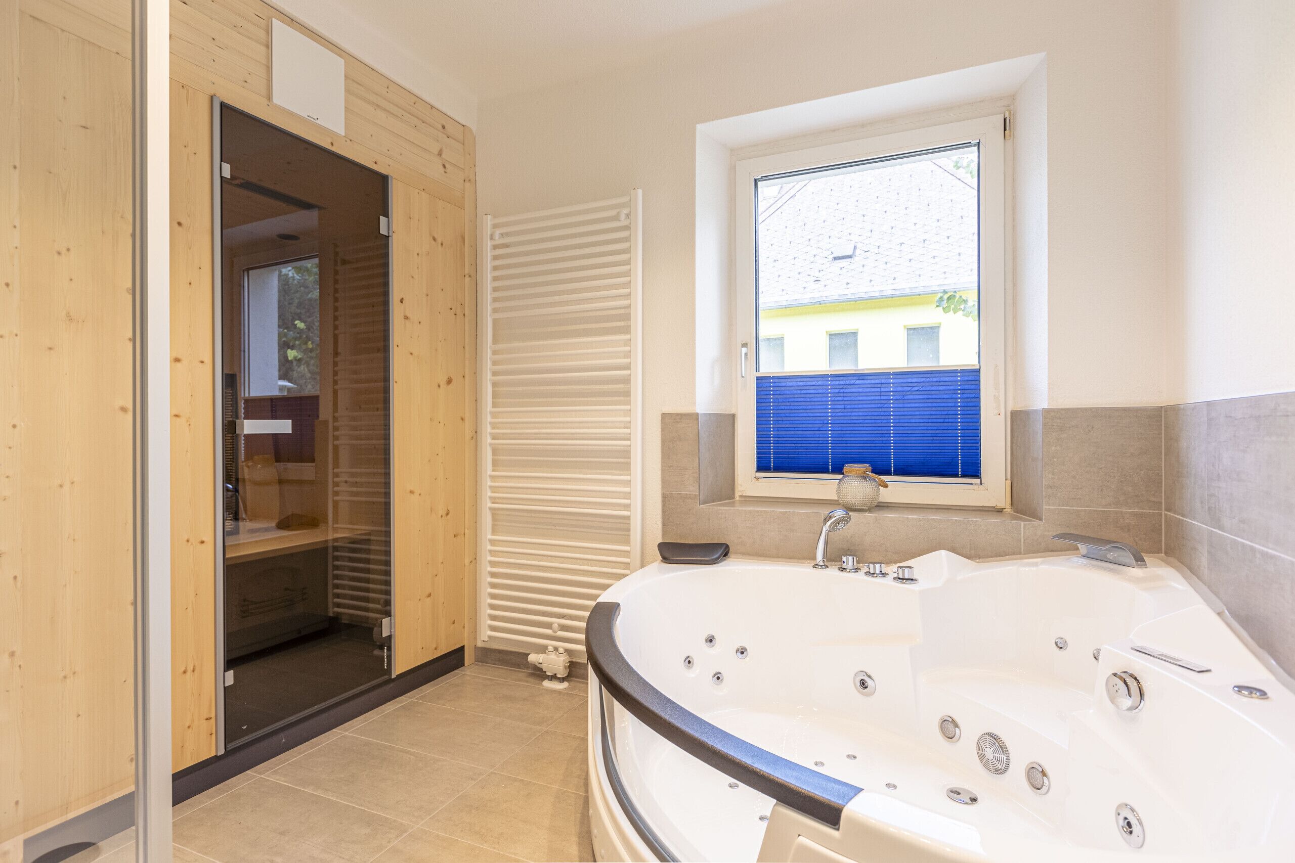 Shower, towels