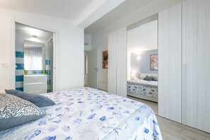 2 Schlafzimmer, Bügeleisen/Bügelbrett, Bettwäsche
