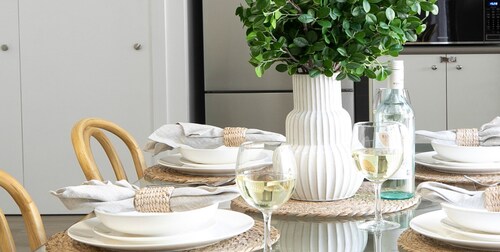 8 on Clarence - perfectly located in the centre of town