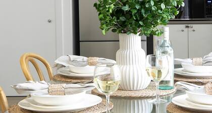 8 on Clarence - perfectly located in the centre of town