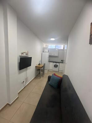 TV