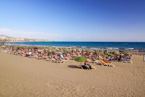 Beach nearby - Holiday Apartment "Un Descanso 1" in City Center with Wi-Fi (San fernando)