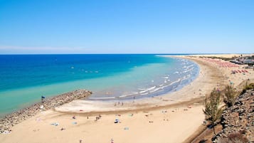 Vlak bij het strand