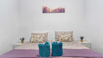 2 bedrooms, free WiFi, bed sheets