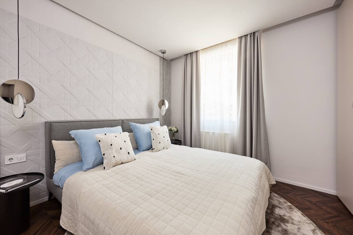 Minibar, in-room safe, desk, soundproofing