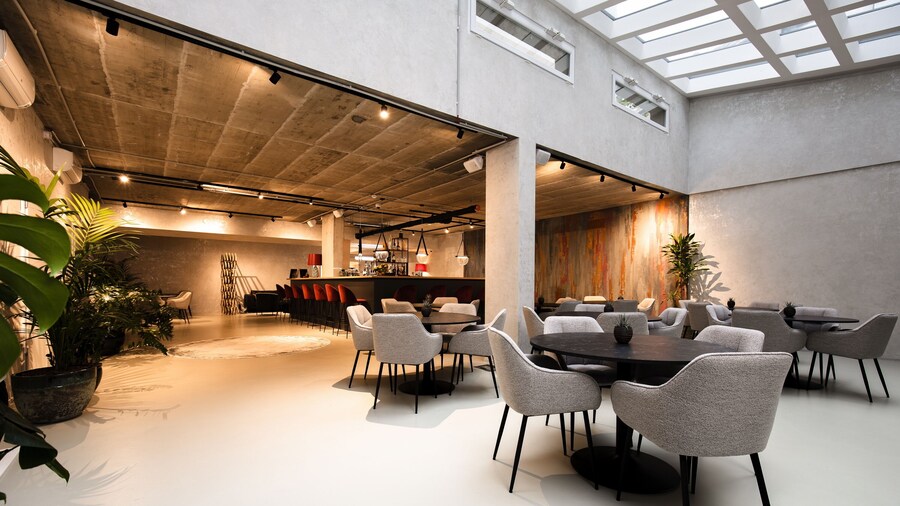 The Amberlyn Suite Hotel