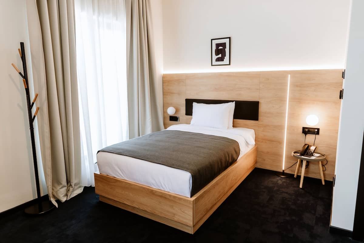 Quarto solteiro | Wi-Fi de cortesia