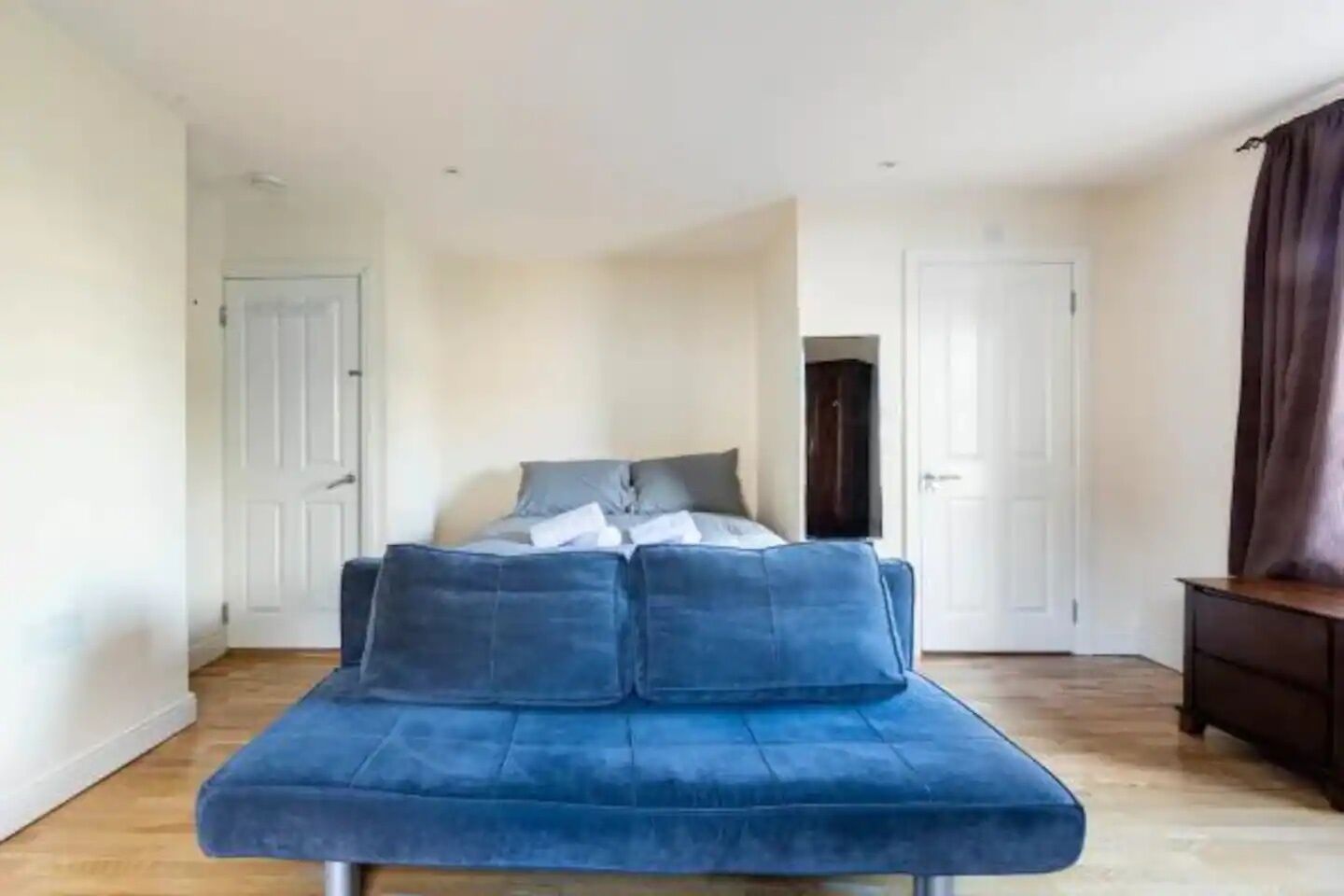 4 bedrooms, WiFi, bed sheets