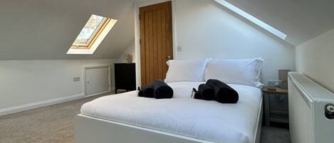 5 dormitoris, wifi i roba de llit