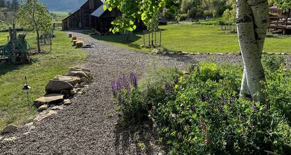 Rancho Sendero Correo - Historic Home & Cabin on 300 Acres - Hot Tub