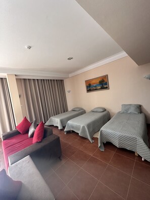 Studio | Free WiFi - Hotel Galaxy  (Sfax Ouest)