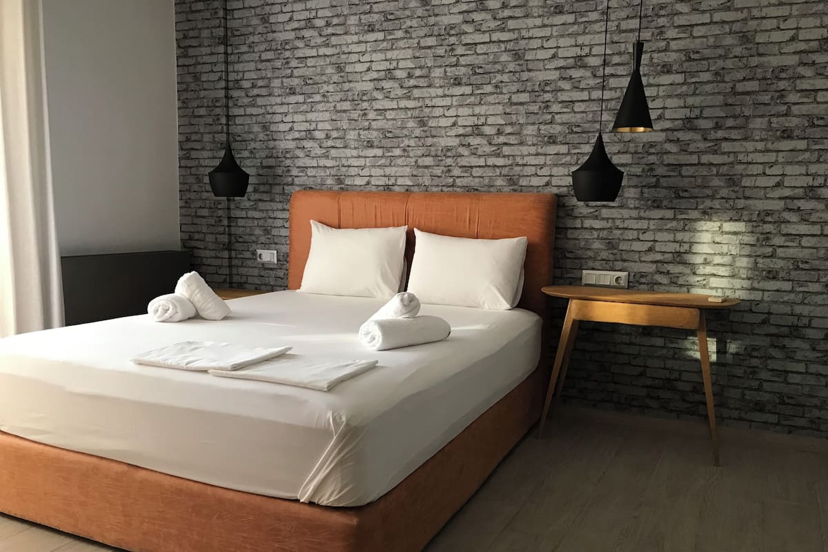 House, 3 Bedrooms, Sea View | 1 bedroom, in-room safe, blackout drapes, iron/ironing board