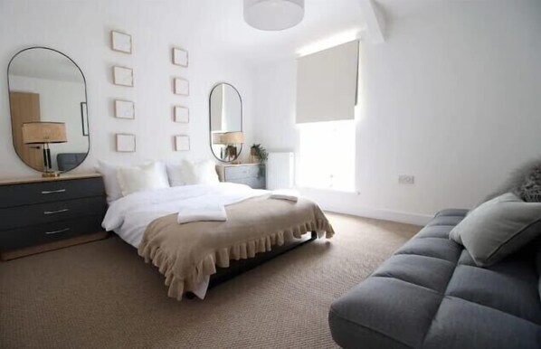 4 chambres, bureau, fer et planche à repasser, Wi-Fi