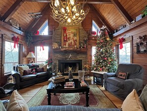 Interior - High Springs Retreat Bryson City (Bryson City)