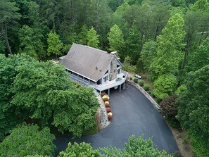 Exterior - Peace in the Pines at Deep Creek Beautiful Haven in Deep Creek Community. Close to GSMNP & Town! (Bryson City)