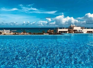 Rooftop pool - Luxury Sea view Studio on the 5th Av (Playa del Carmen)