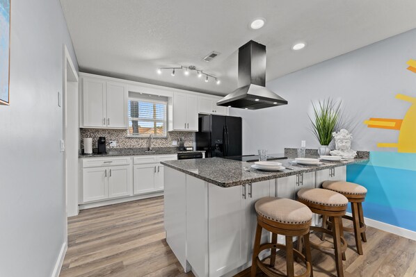 Fridge, microwave, oven, stovetop - Walk to Beach! Beautiful PCB Beach House | Private Yard, Games! (Panama City Beach)