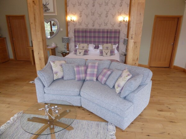 Smart-TV, DVD-Player, Bücher