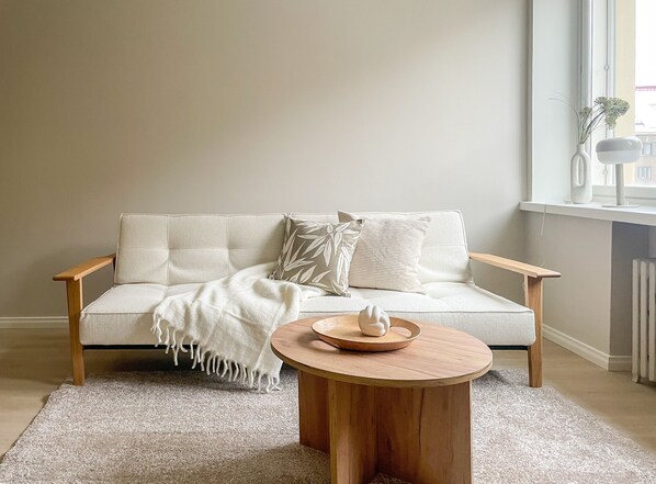 Appartement Confort | Aire de séjour | Téléviseur à écran plat