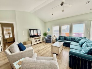 Smart TV, video games