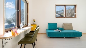 Basic Room, 1 Bedroom (Eunb) | 1 bedroom, free WiFi - Gangneung Ggabinejip Hanok Pension (Gangneung)
