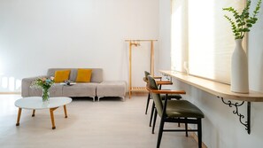 Basic Room, 1 Bedroom (Kkab) - Gangneung Ggabinejip Hanok Pension (Gangneung)