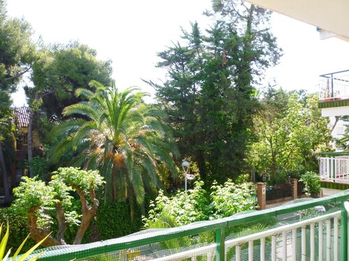 Great place Hundred meters from the Mediterranean