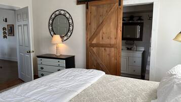 4 bedrooms, WiFi, bed sheets