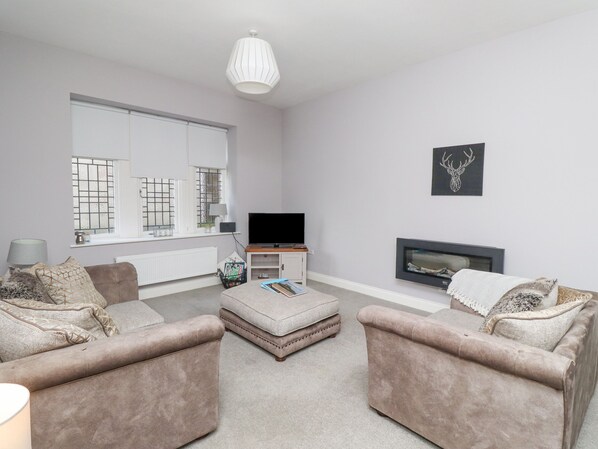 Cottage | Living area