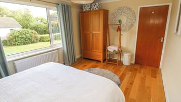 2 bedrooms, free WiFi, individually decorated, individually furnished