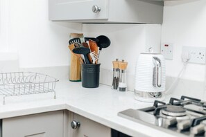 House | 2 bedrooms - Chalk House - Pet Friendly - From 125 Per Night (Henley-on-Thames)