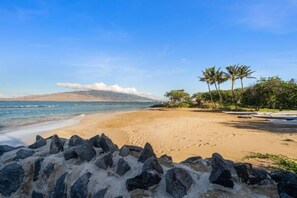 Condo, 2 phòng ngủ | Bãi biển | Trên bãi biển 