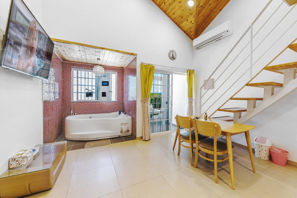 Basic Room, 1 Bedroom (302(duplex flat,spa))