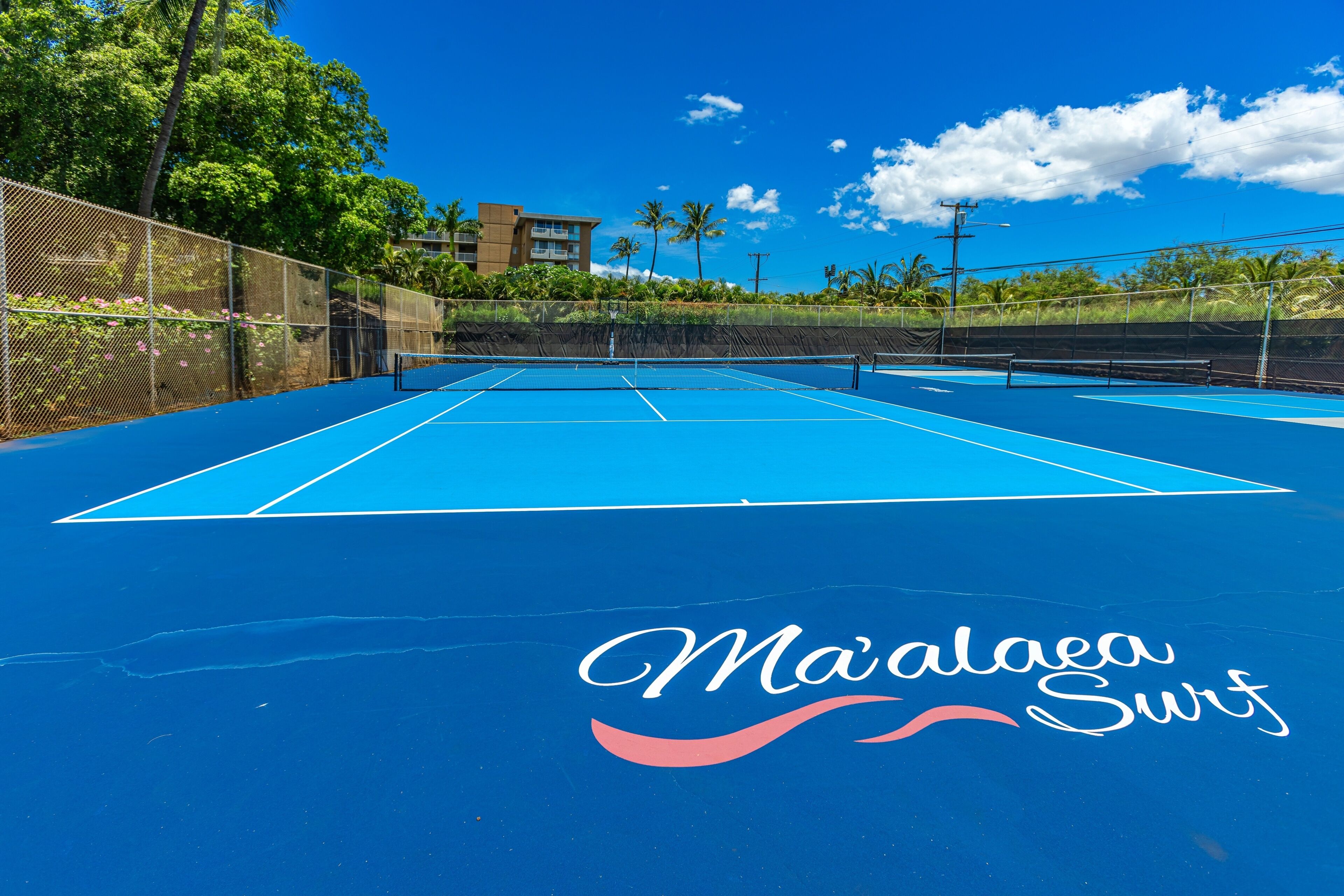 Condo, 2 Bedrooms | Sports court