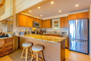 Condo, 2 Bedrooms | Private kitchen | Coffee/tea maker, fridge, oven, toaster - Maalaea Surf, #g-7 2 Bedroom Condo by RedAwning (Kihei)