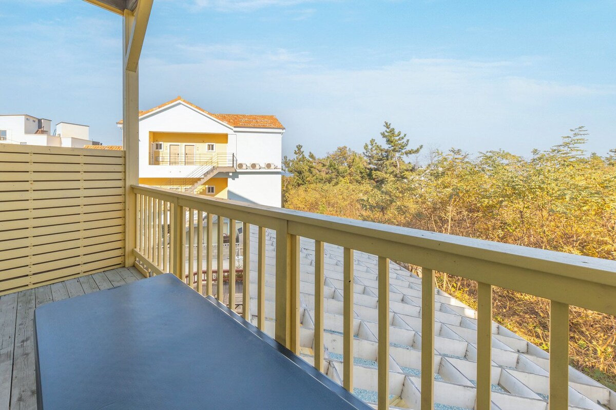 Basic Room, 1 Bedroom (203ho(spa)) | 1 bedroom, WiFi (free)