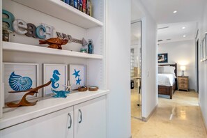 Condo, 1 Bedroom | Private kitchen