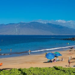 Na praia