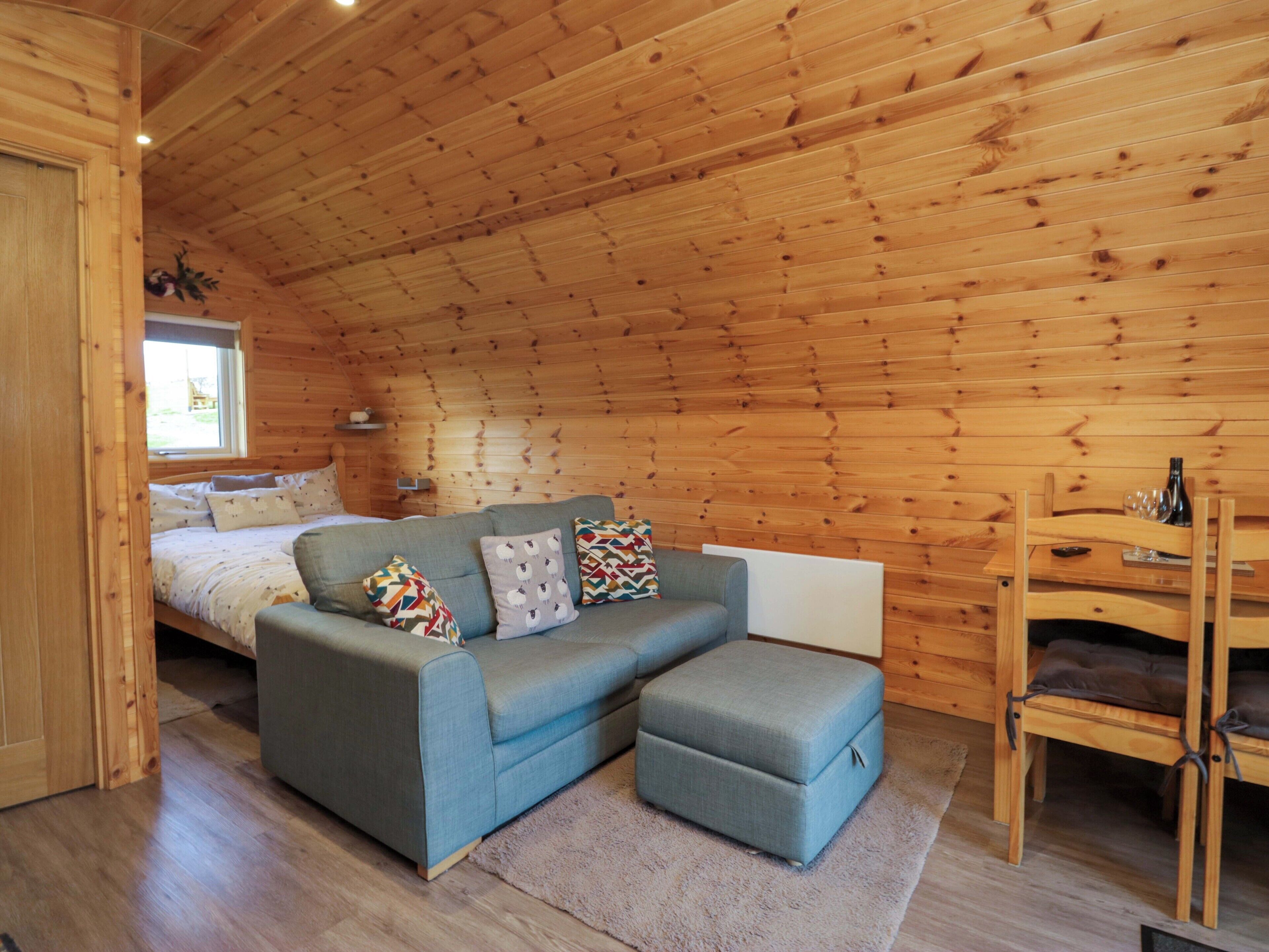 Cottage | Living area