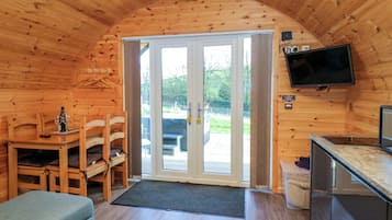 Cottage | Living area
