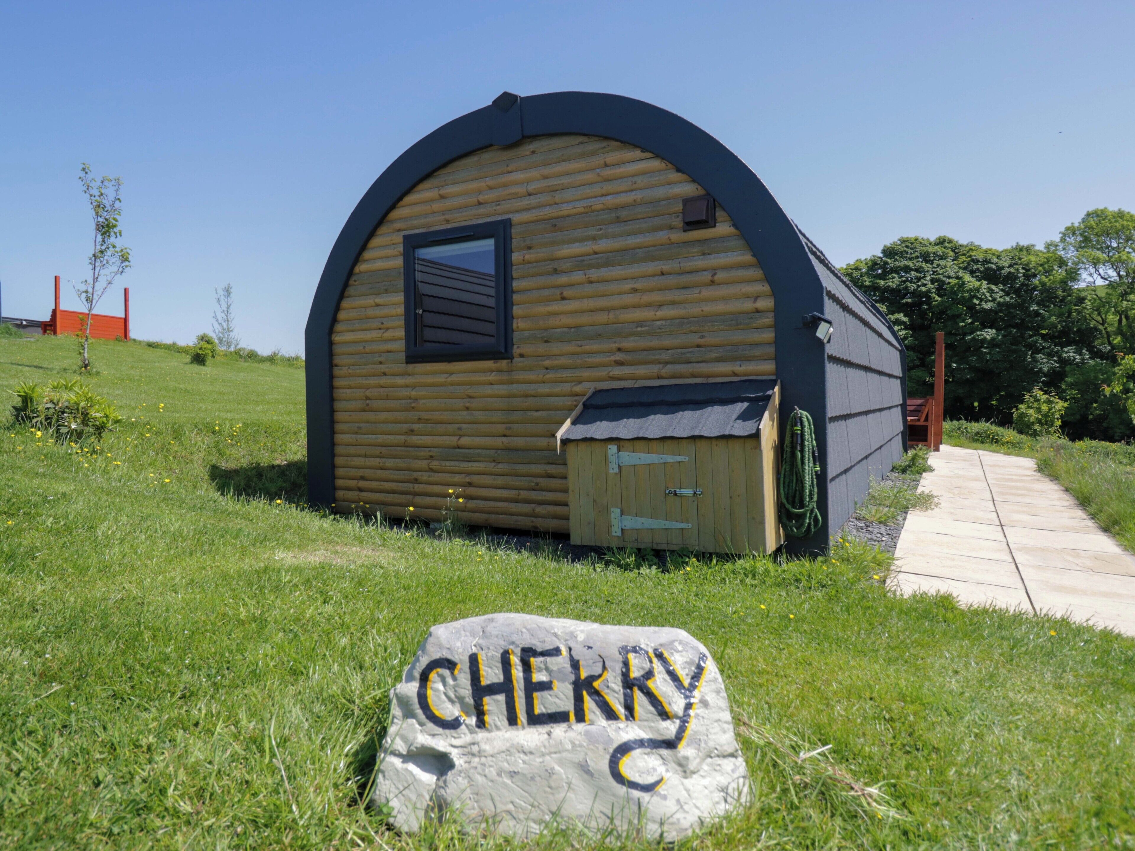 Cottage | Property grounds