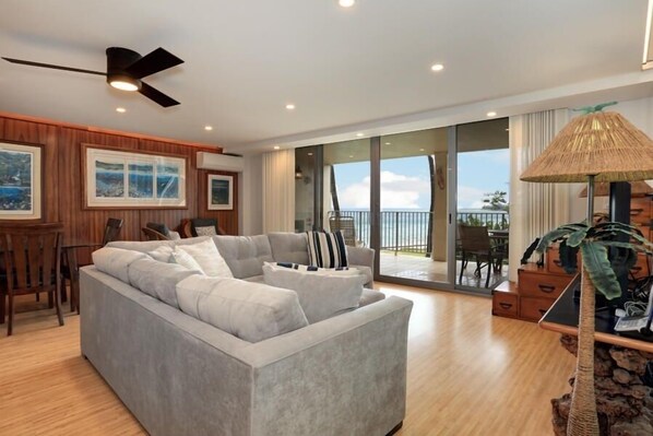 Living area - Royal Mauian, #302 3 Bedroom Condo by RedAwning (Kihei)