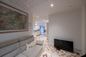 Family House, 3 Bedrooms (Sandsfoot) | Television - Sandsfoot (Koksijde)