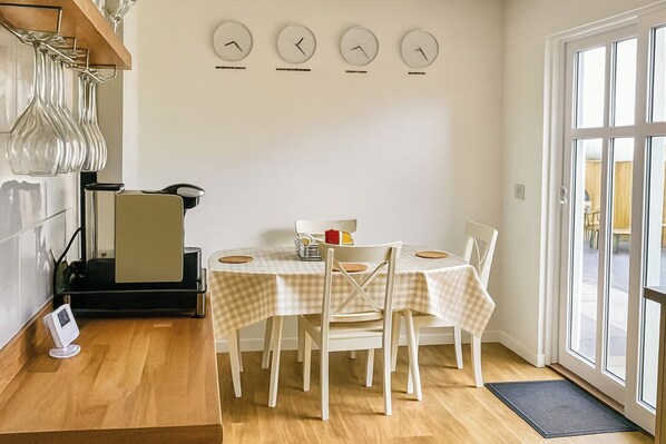 Dining - Lovely 2-bed House in St Andrews, Scotland (St. Andrews)
