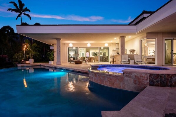 An infinity pool