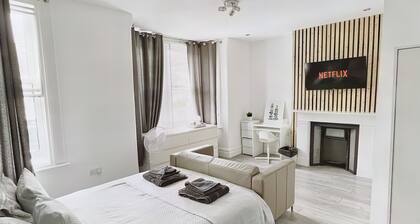 HM Stays - Minet Gardens Suites