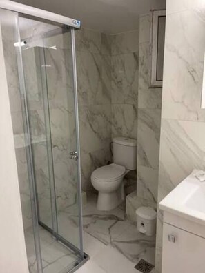 Apartment | Bathroom