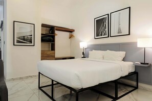 1 bedroom, iron/ironing board, travel cot, WiFi