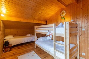 5 bedrooms